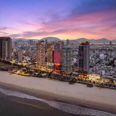 Готель Radisson Red Danang Екстер'єр фото