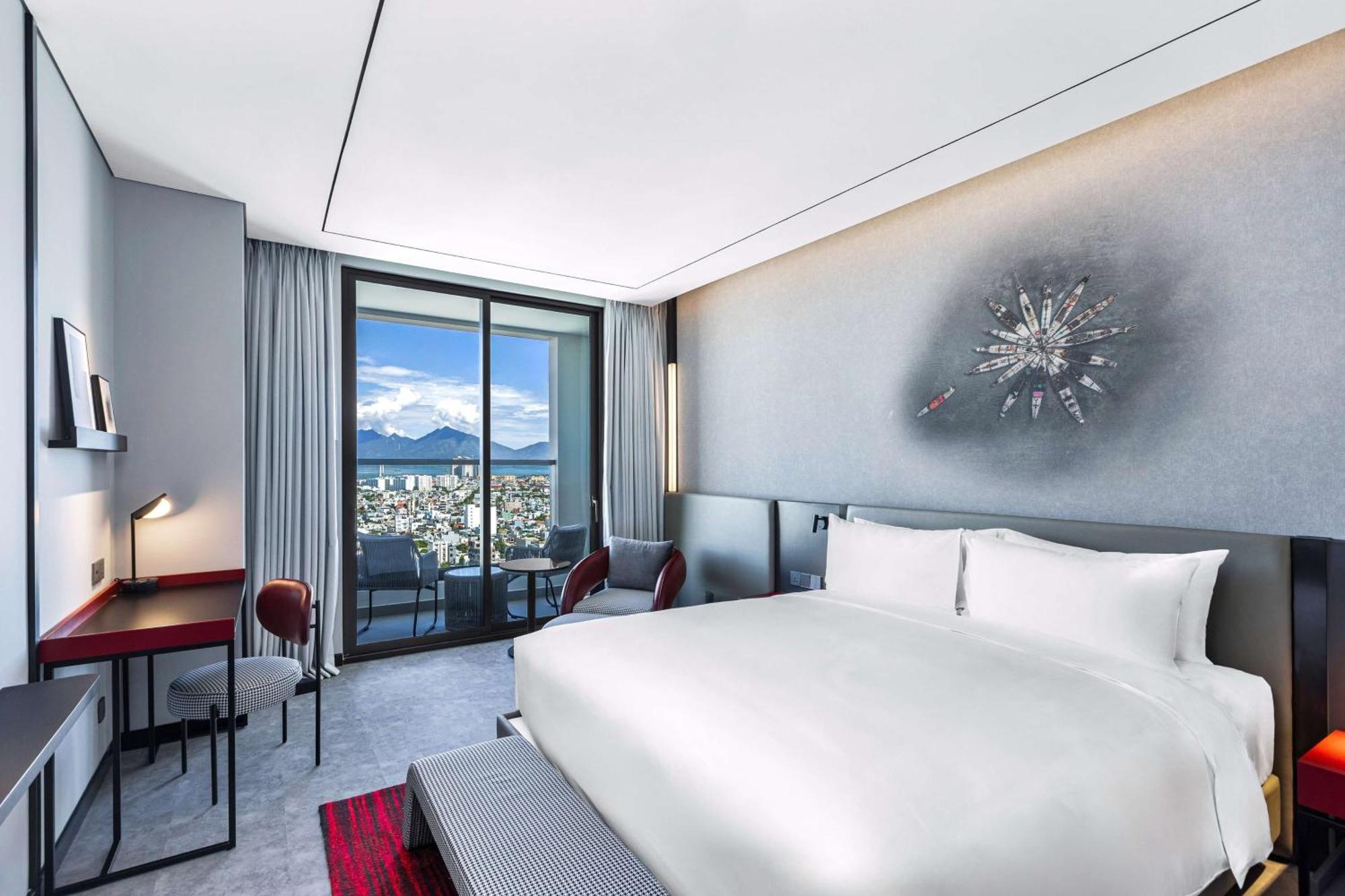 Готель Radisson Red Danang Екстер'єр фото